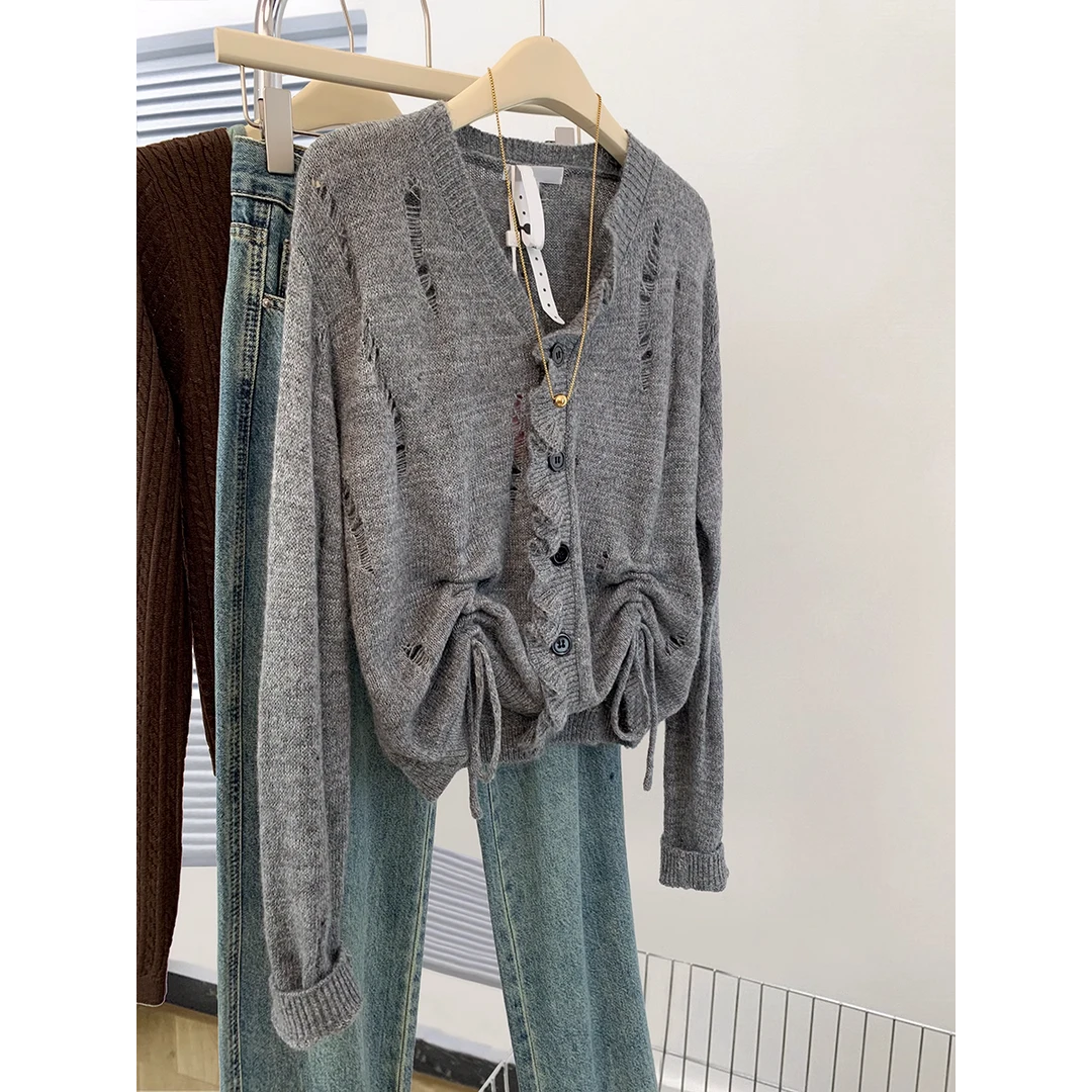 灰色v领抽绳镂空针织毛衣外套女春秋2024新款设计感小众宽松开衫