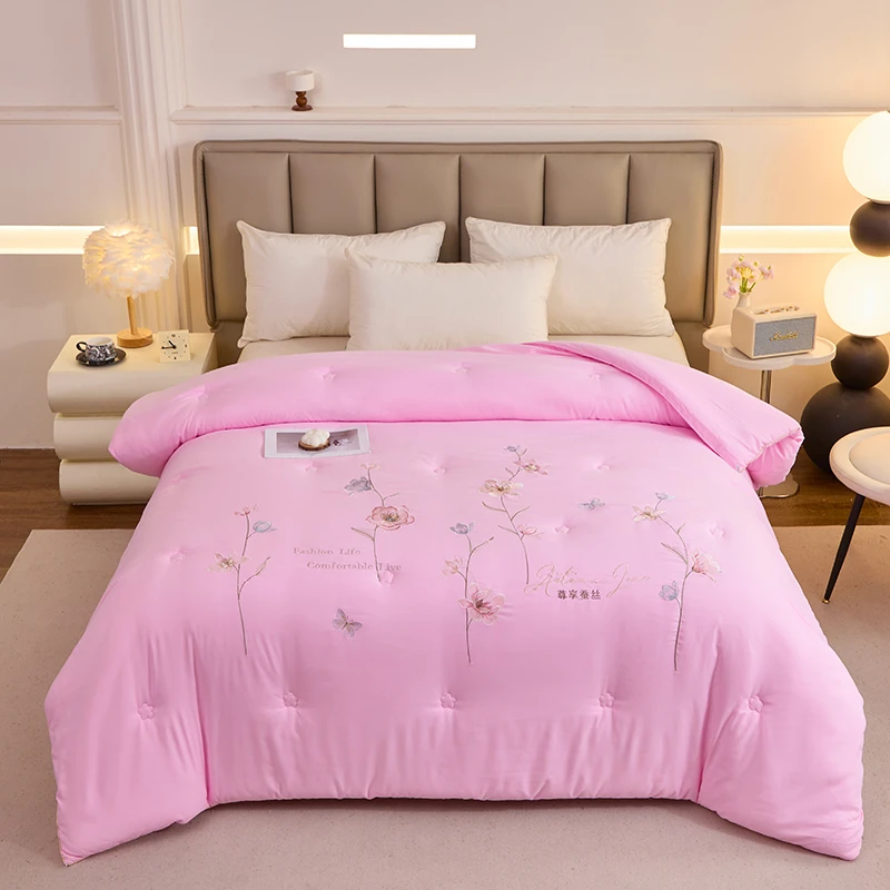 致馨尊享绣花冬被轻奢加厚磨毛被家居双人保暖羽丝被芯春秋