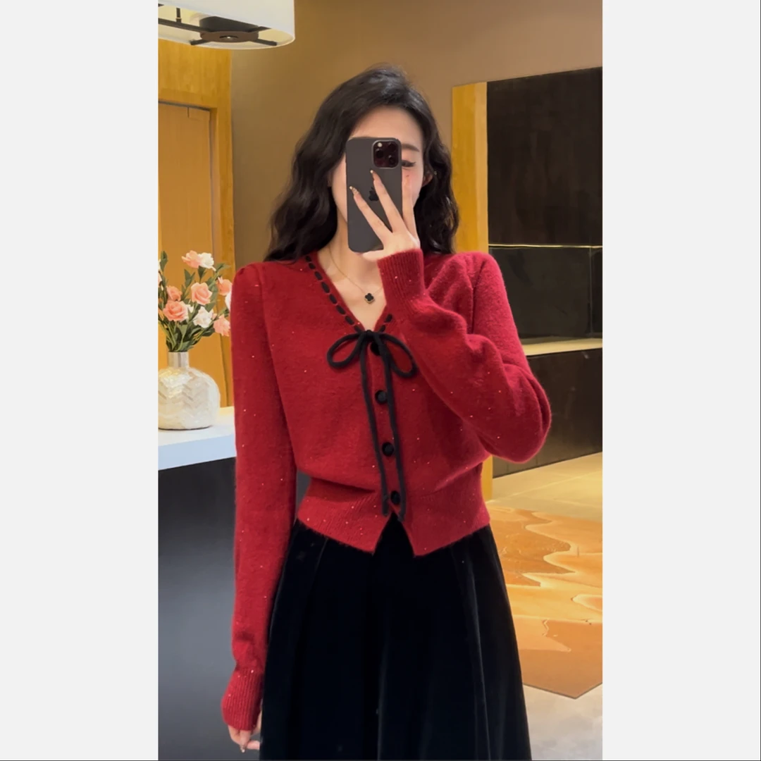 【霓虹甜心】秋冬新款软糯蝴蝶结系带长袖保暖毛衣简约风毛针织衫女