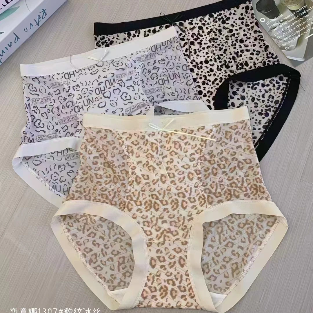 夏季薄款豹纹蕾丝提臀高弹内裤蚕丝底档7A抑菌，舒适柔软性感