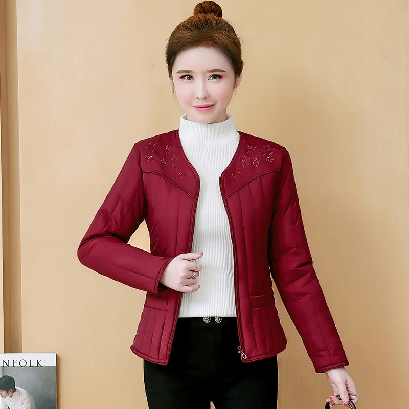 秋冬季新款轻薄款保暖棉服女短款修身显瘦妈妈女装加厚内胆小棉衣