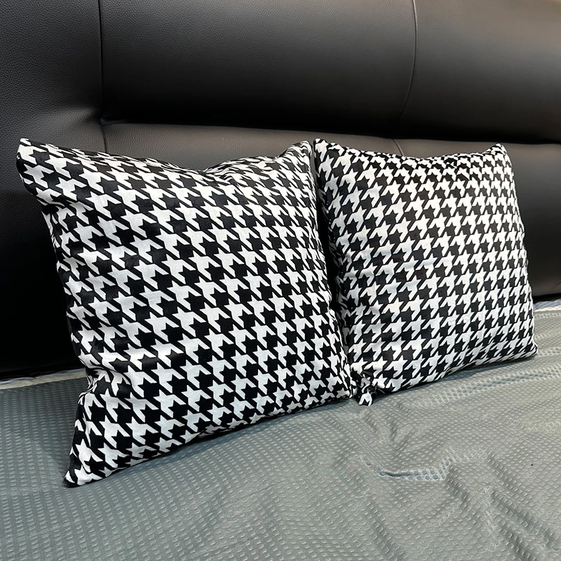 客厅沙发抱枕床上配套抱枕千鸟格简约简约家用轻奢意式北欧创意