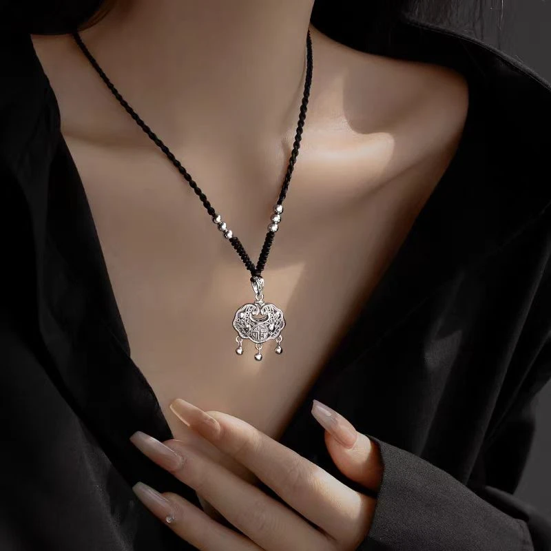 坠链均足银 凤祥999银福佑平安锁项链女款时尚编织送女友七夕礼物