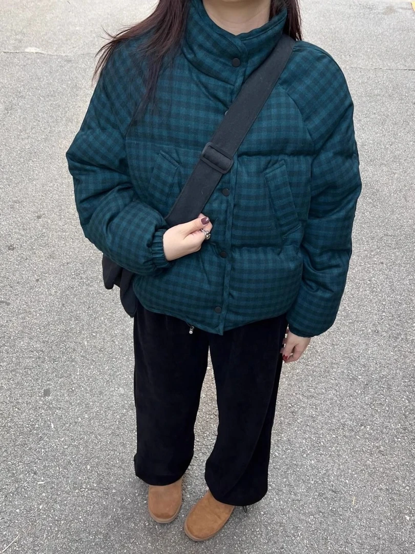 韩版时尚绿格子短款棉服女冬季2023新款加厚保暖立领百搭面包服潮