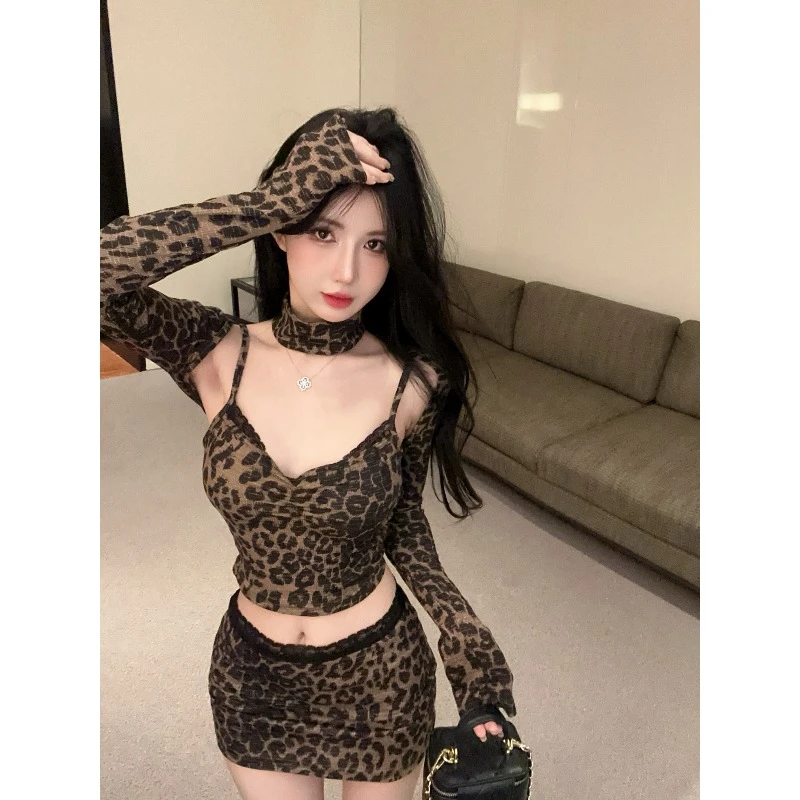 辣妹豹纹套装女秋季长袖开衫吊带上衣穿搭一整套半身裙入秋两件套