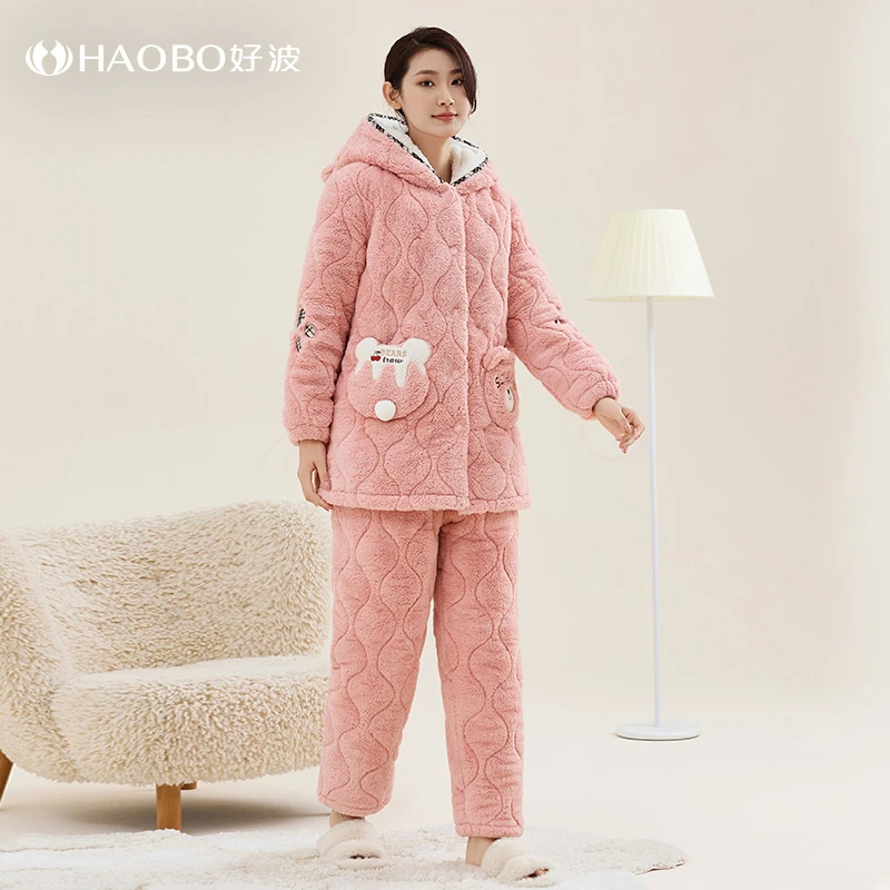 好波睡衣女三层夹棉加厚睡衣时尚连帽款可爱可外穿睡衣女HJ23130