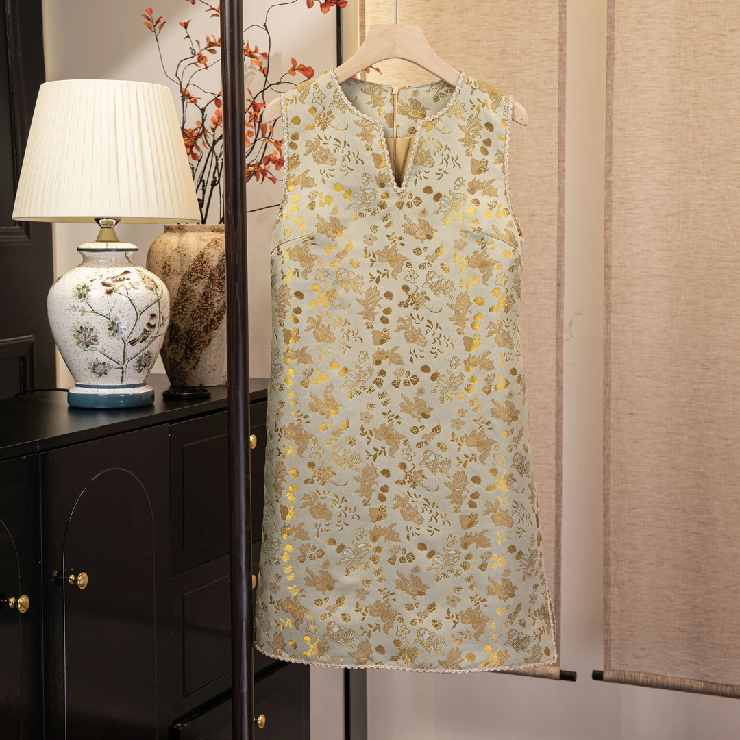 【金鱼水藻】新中式重磅桑蚕丝织金宋锦无袖气质马甲裙6430686