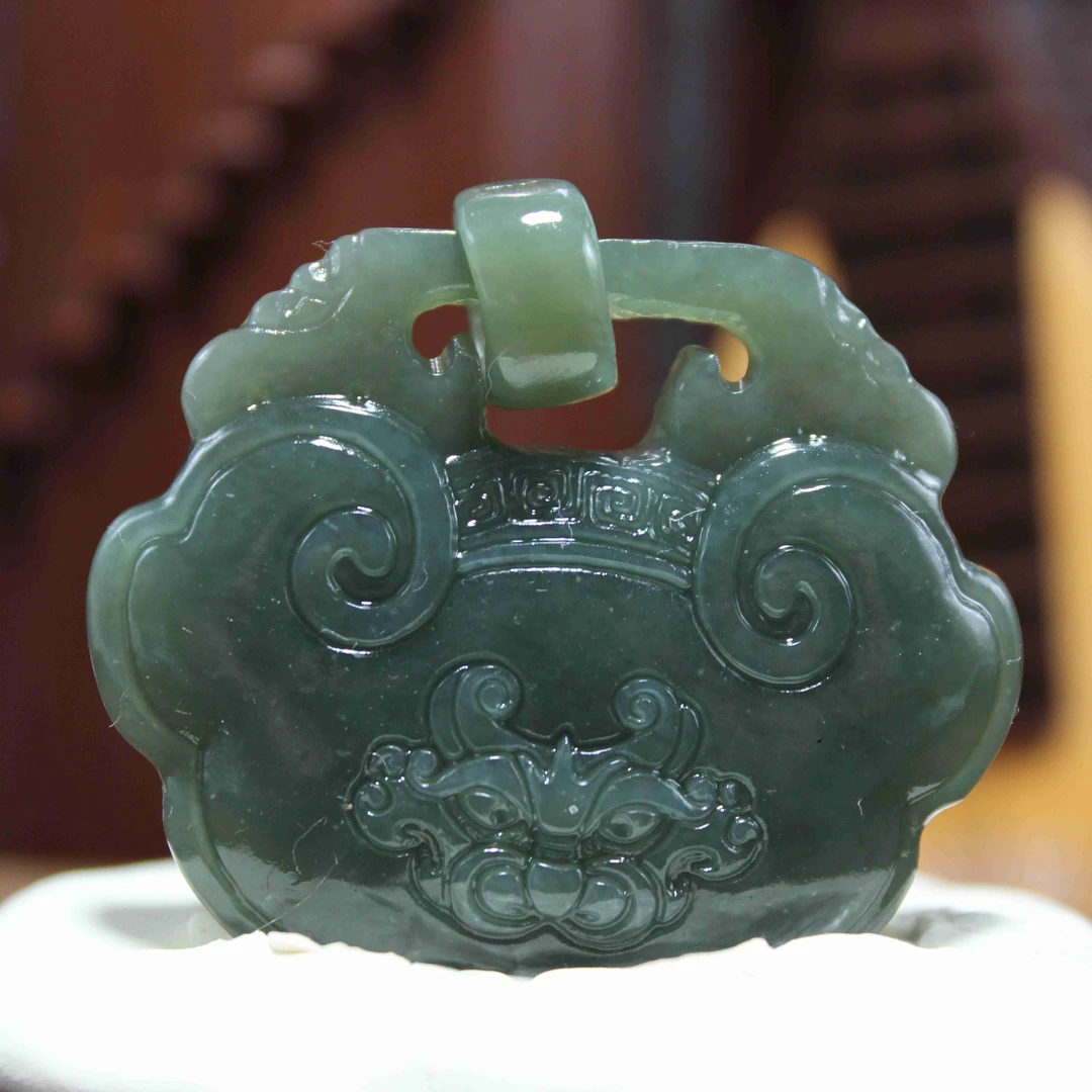 Z和田玉如意平安锁吊坠