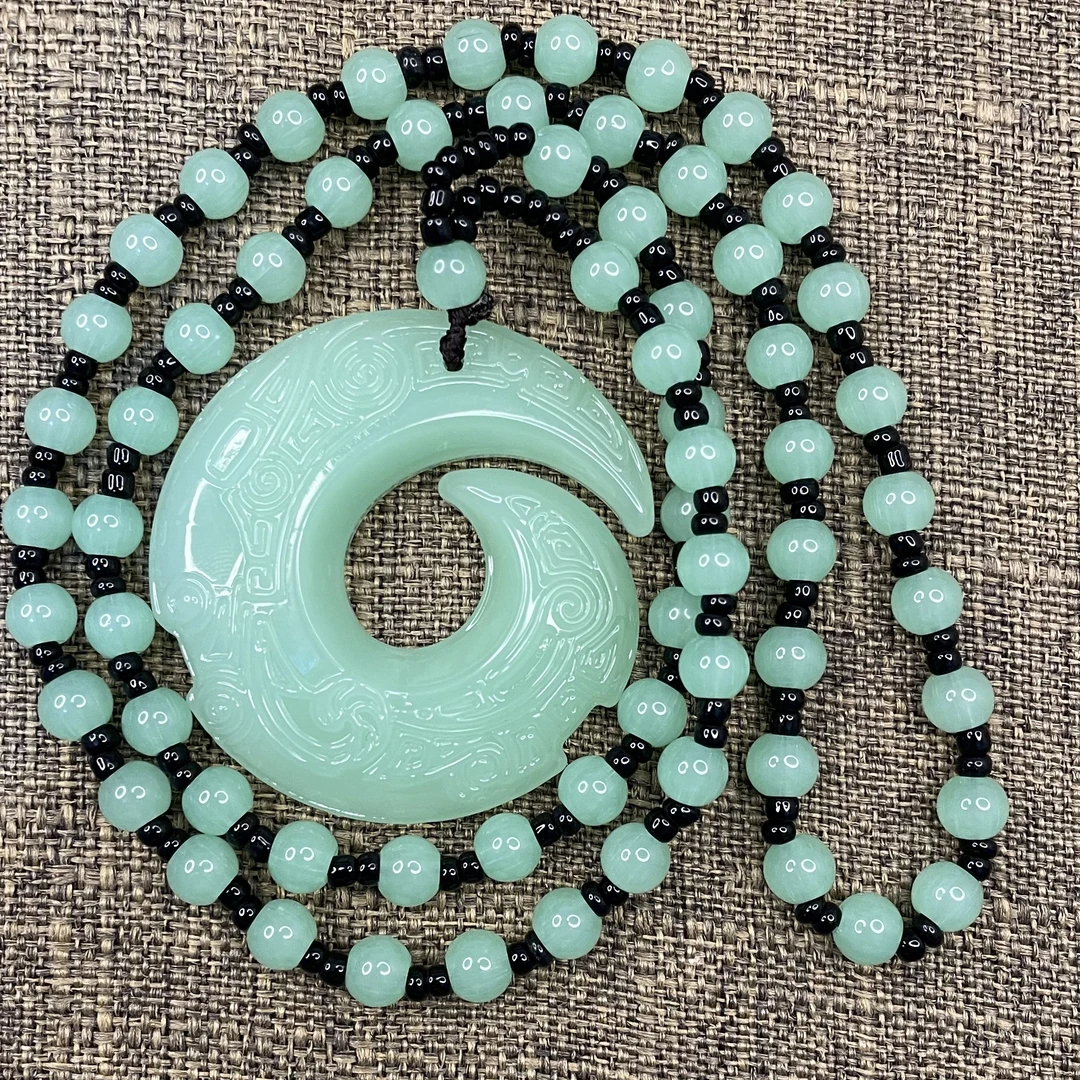 1.浅绿时来平安扣经典百搭男女同款吊坠