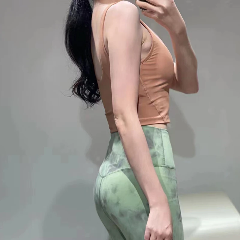 大u美背瑜伽背心v领运动内衣带胸垫瑜伽服细肩带可外穿健身服上衣