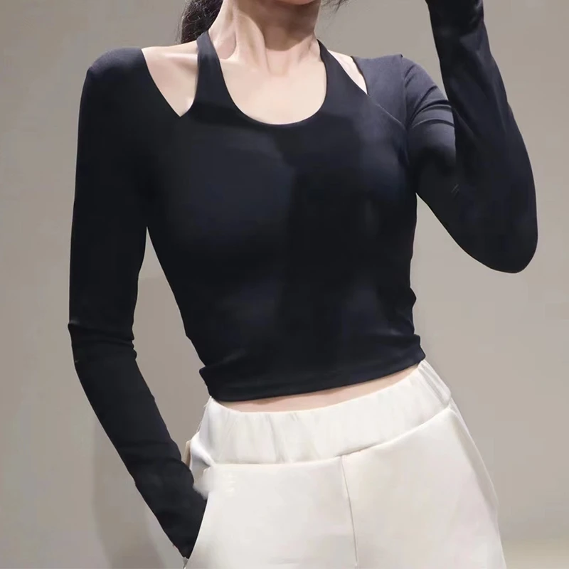瑜伽服女2024新款秋冬带胸垫上衣时尚高级感假两件挂脖运动长袖t