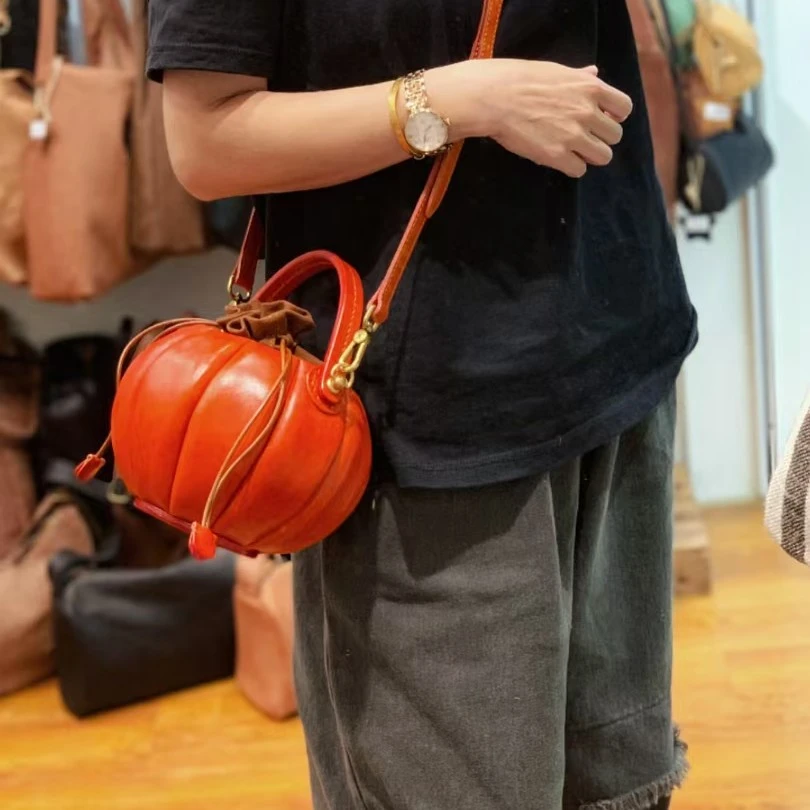 新款手工南瓜包真皮高档女包