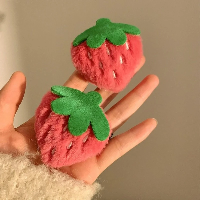 可爱粉色草莓刘海发夹女前额夹子头饰边夹侧边毛绒发卡发饰新款
