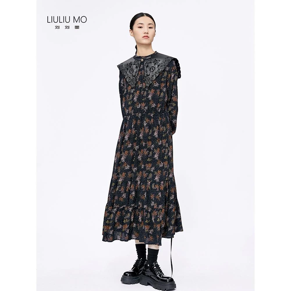 刘刘墨原创设计气质减龄显瘦复古碎花U型镂空背扣系带高腰连衣裙