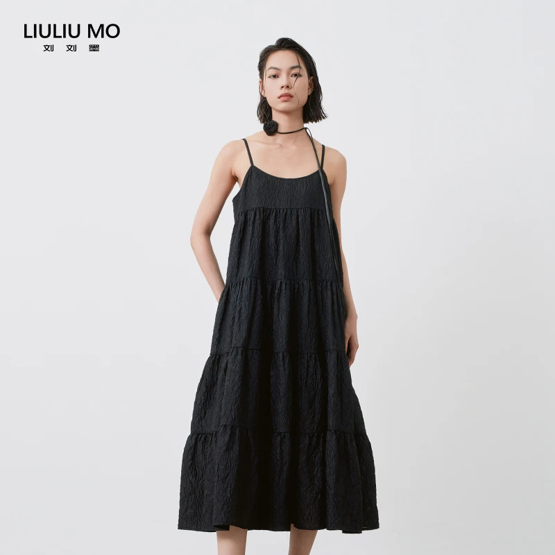 刘刘墨夏季黑色宽松连衣裙长款蔷薇花肌理吊带裙子高贵上档次女装