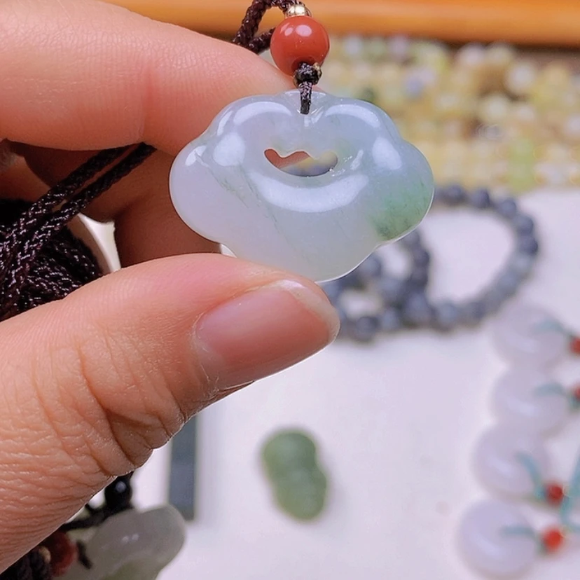 【闪购商品】软玉颈饰未镶嵌
