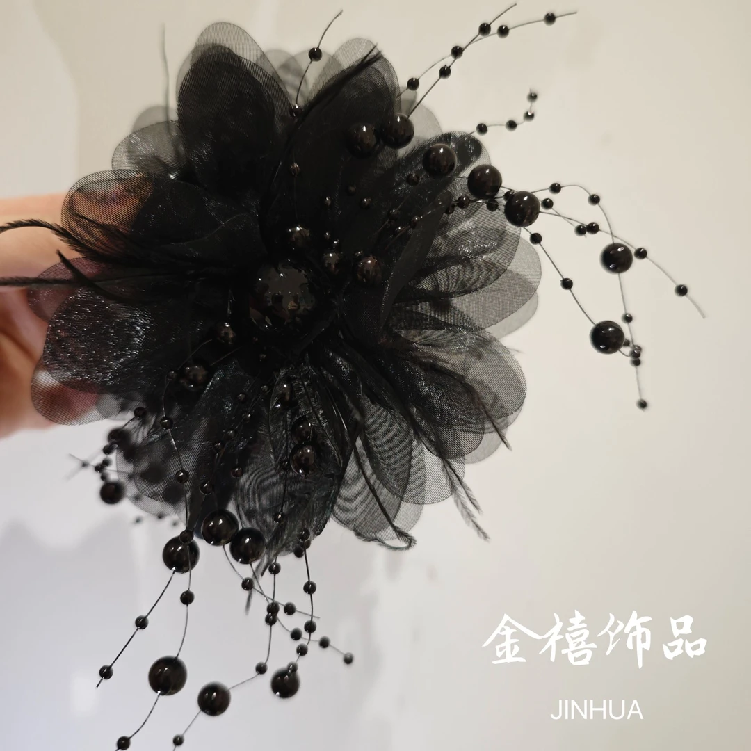 初秋新款气质百搭牡丹花珠珠流苏抓夹女显发量蓬松增高颅顶鲨鱼夹