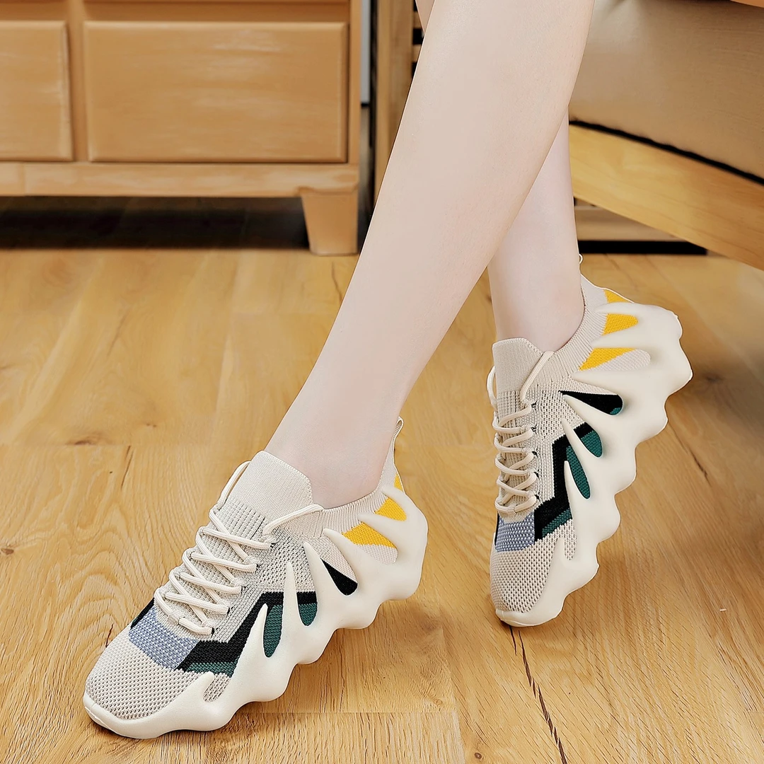 飞织运动鞋女2022休闲百搭新款韩版学生透气软底薄款八爪鱼女鞋潮