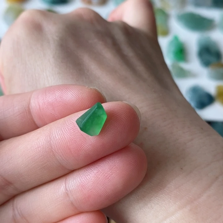 定制翡翠未镶嵌切割面