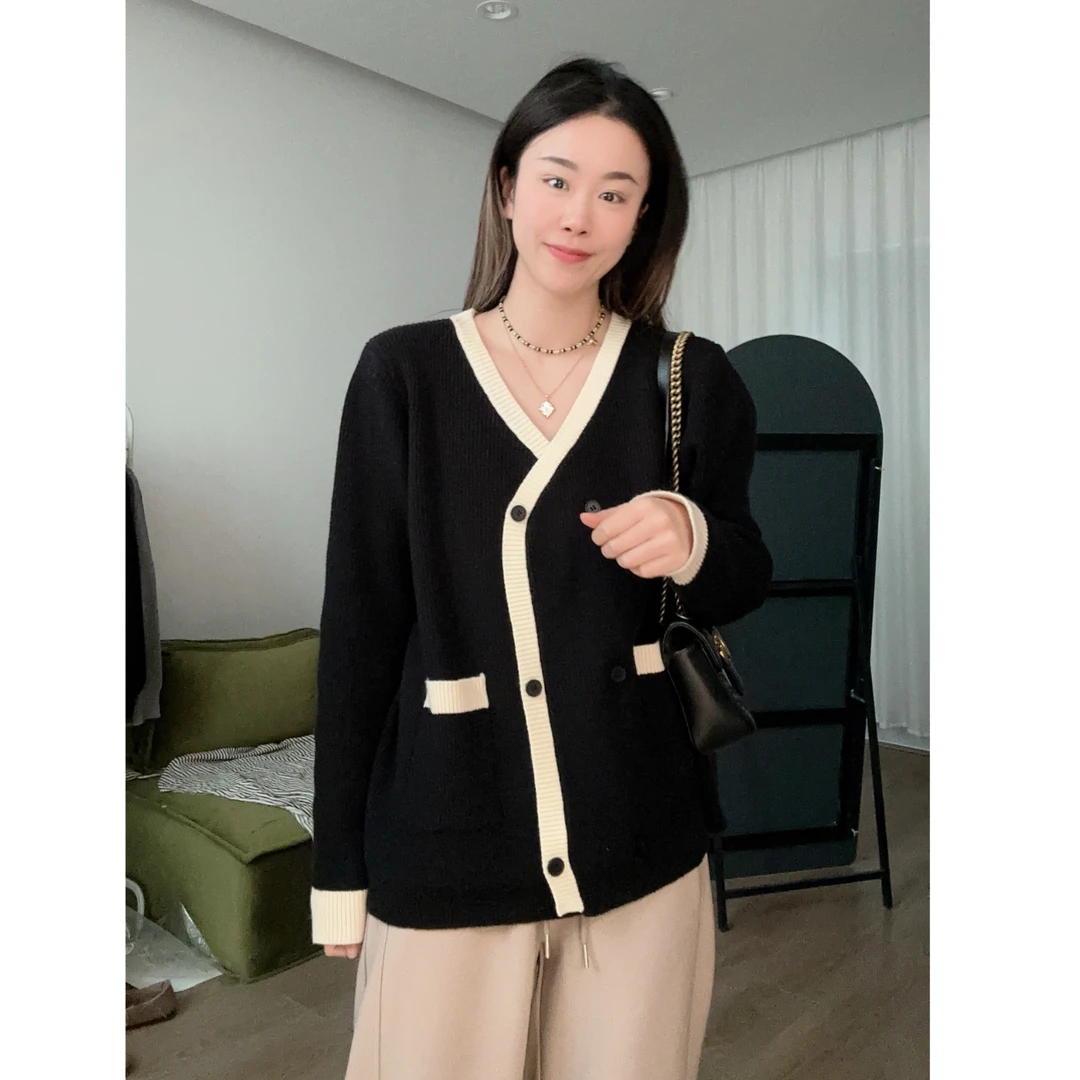 【NANA】春秋大码显瘦气质双排扣小香风外套女V领针织衫毛衣A0590