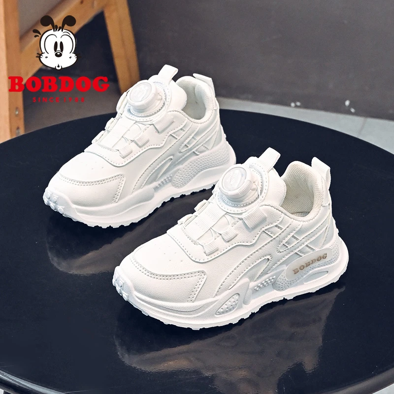巴布豆儿童小白鞋男童白色运动鞋春季新款学生纽扣鞋女童白色鞋子