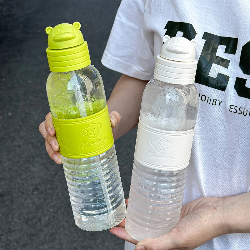 夏季卡通运动水杯女防摔便携塑料杯子大容量学生高颜值吸管杯批发