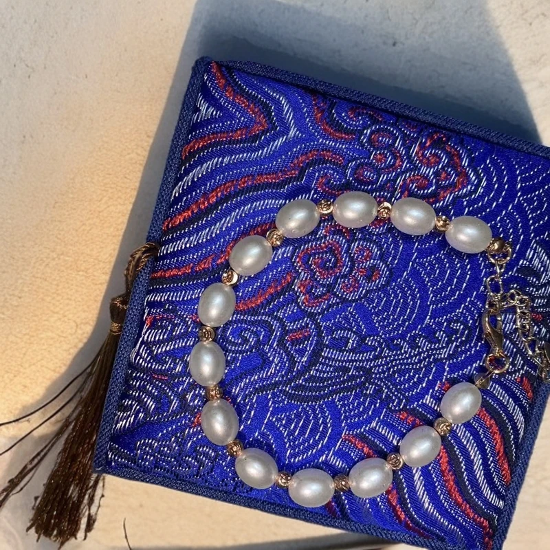 DIY创意白色手工串珠手链2.5四帅pp