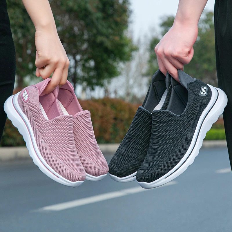 轻便春夏新爆款老北京布鞋飞织女鞋中年健步鞋透气防滑软底妈妈鞋