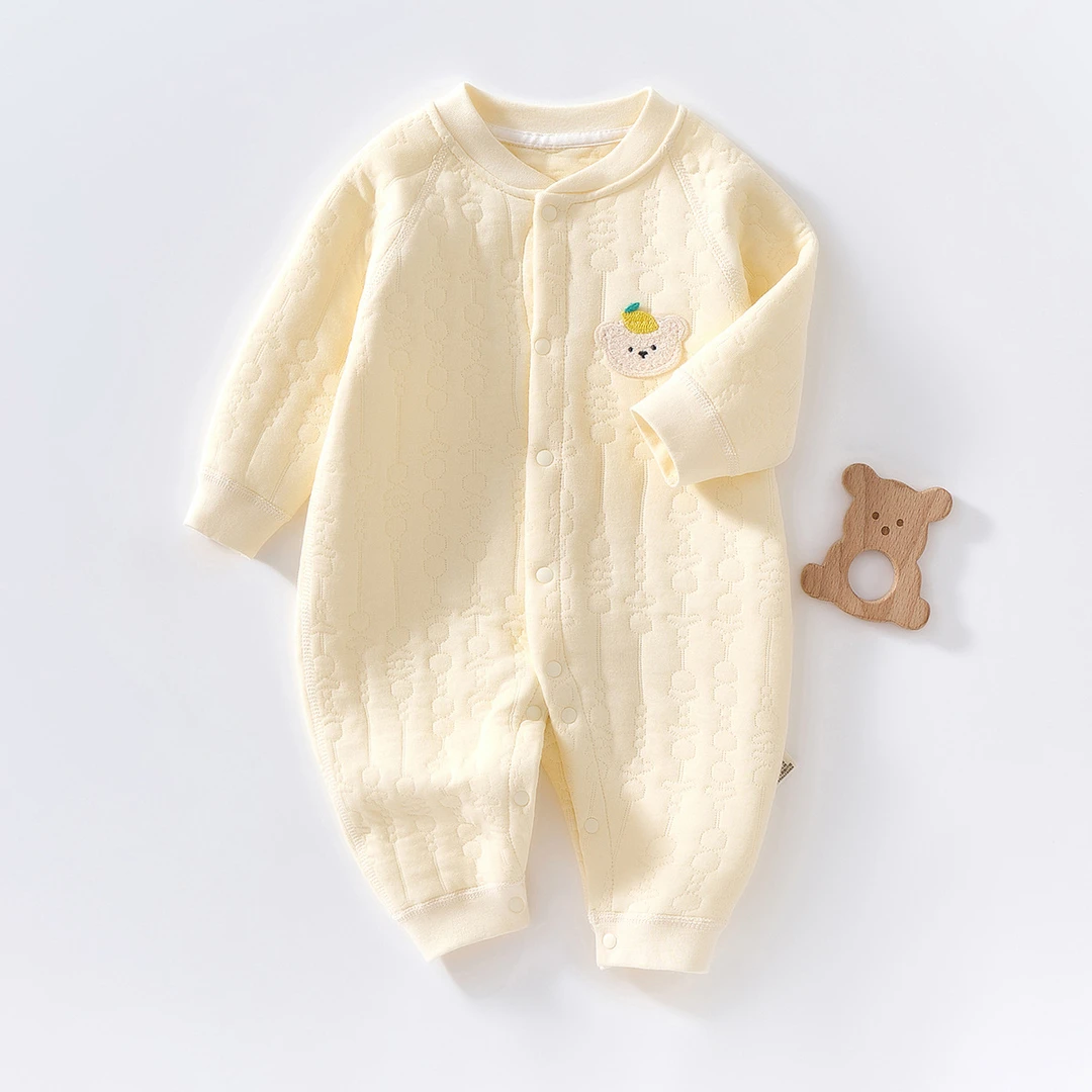 婴幼儿纯棉三层保暖连体衣秋冬季夹棉新生儿衣服加厚宝宝外出哈衣