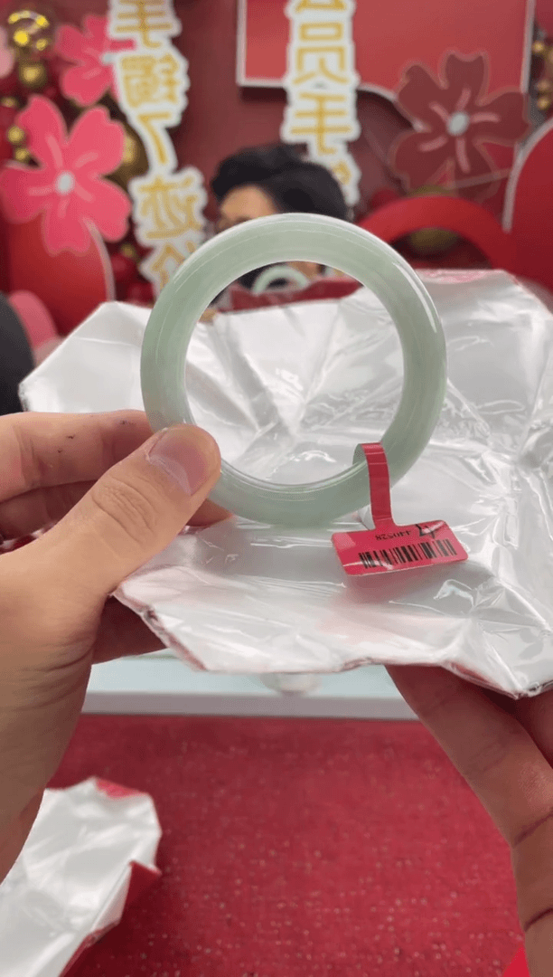 【闪购商品】翡翠手镯（圆镯）未镶嵌14手镯