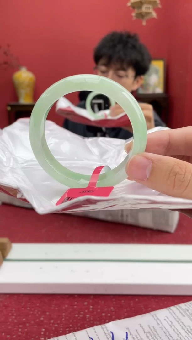 【闪购商品】翡翠手镯未镶嵌2手镯