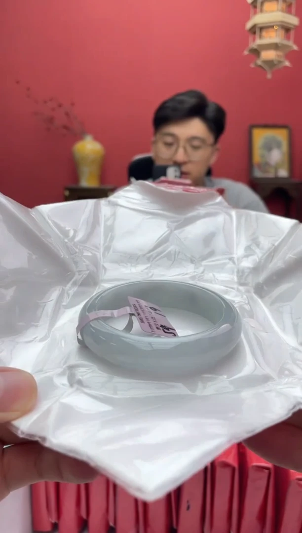 【闪购商品】翡翠手镯未镶嵌23手镯