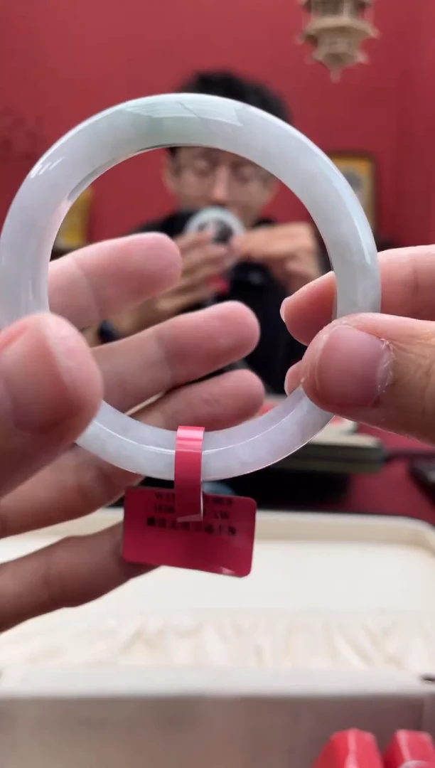 【闪购商品】翡翠手镯未镶嵌5手镯