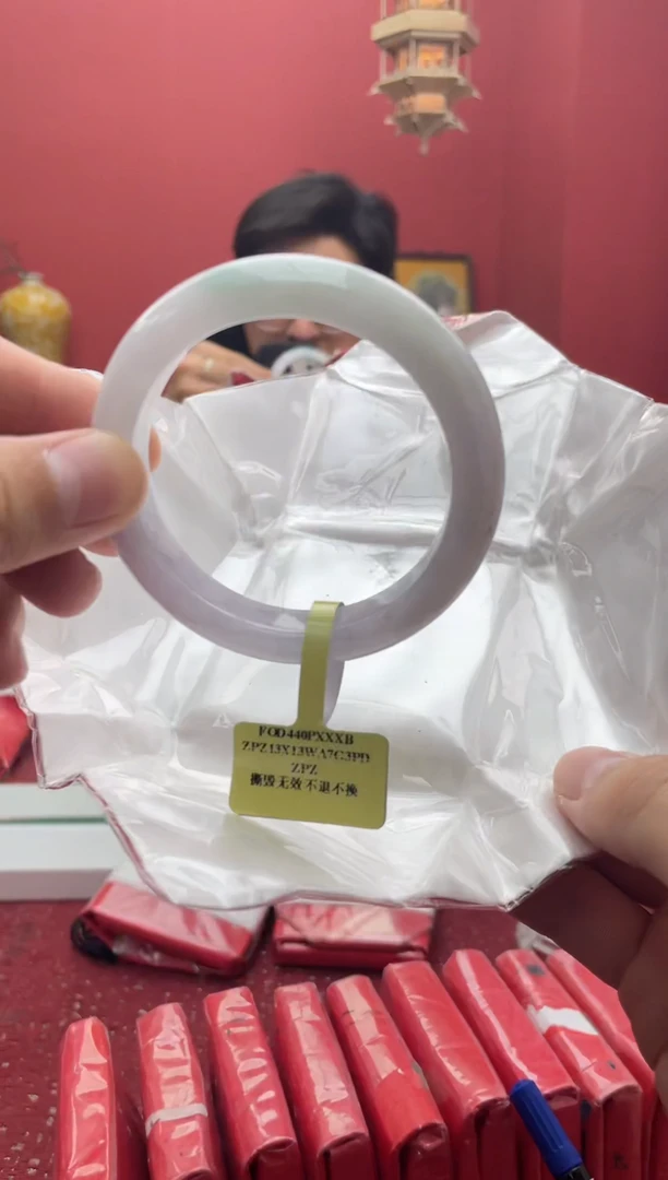 【闪购商品】翡翠手镯未镶嵌3手镯