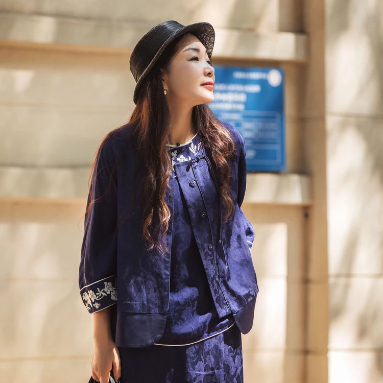 【嘉年花韵】生活在左石榴花提花马甲多色国风新中式盘扣1951015