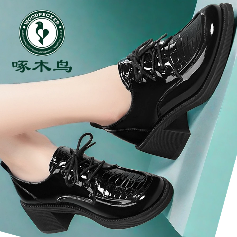 啄木鸟洋气漆皮中跟单鞋女鞋百搭系带黑色皮鞋单鞋女舒适妈妈鞋