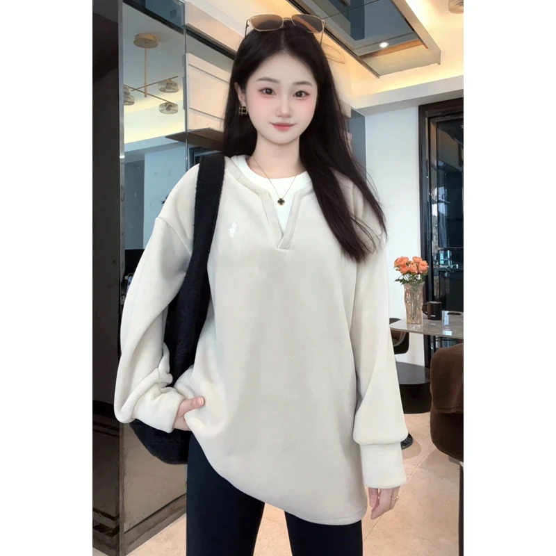 假两件设计立体刺绣双面加绒加厚澳粒绒保暖卫衣冬风长袖女时尚