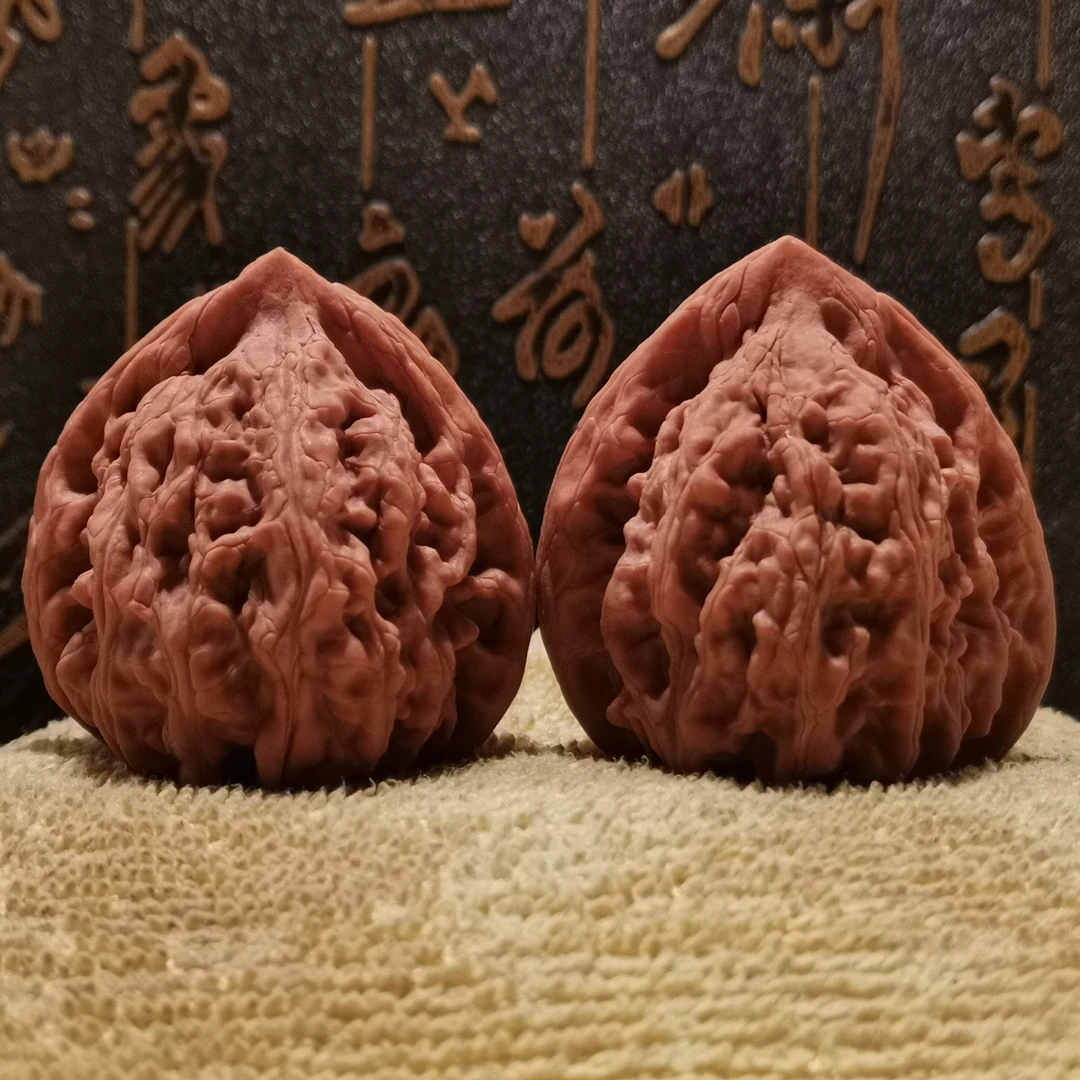 今年货头精品野生九尾狮子头文玩核桃山坡老树果腊皮骨质全品无修