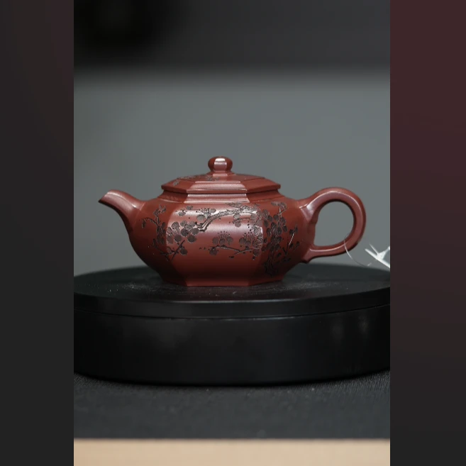 850 DJJ龙血砂刻绘大彬六方壶