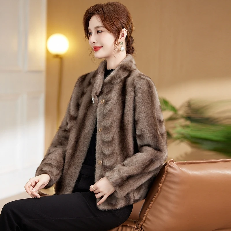 2024冬季新款高端短款月牙大衣亦庄时尚洋气气质立领宽松韩版女士