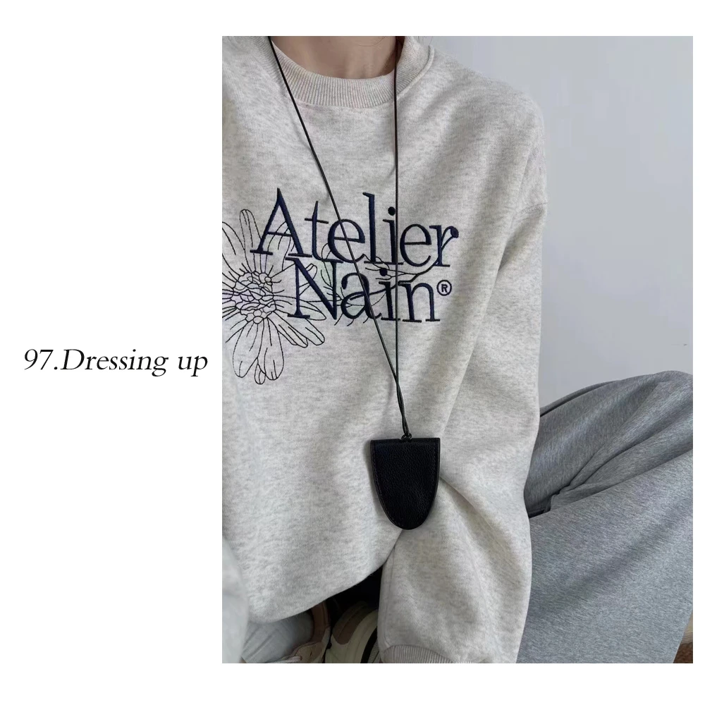 「小皱菊」韩版秋季刺绣显瘦长袖宽松百搭套头上衣圆领卫衣女3816