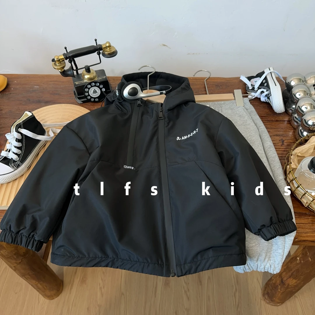 童例「黑色字母加绒外套」童装连帽防水防风韩版男童中性夹克潮