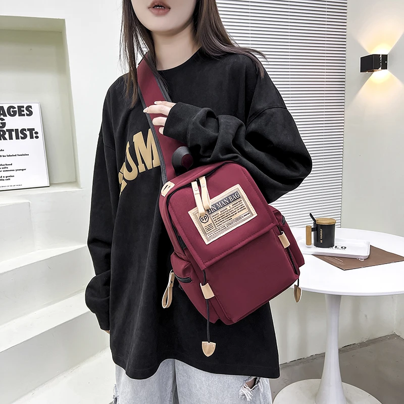 潮牌斜挎包男百搭胸包女新款单肩包简约背包韩版学生小挎包学院风