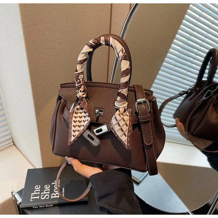 178AAA601-700编码在这里拍包包女款