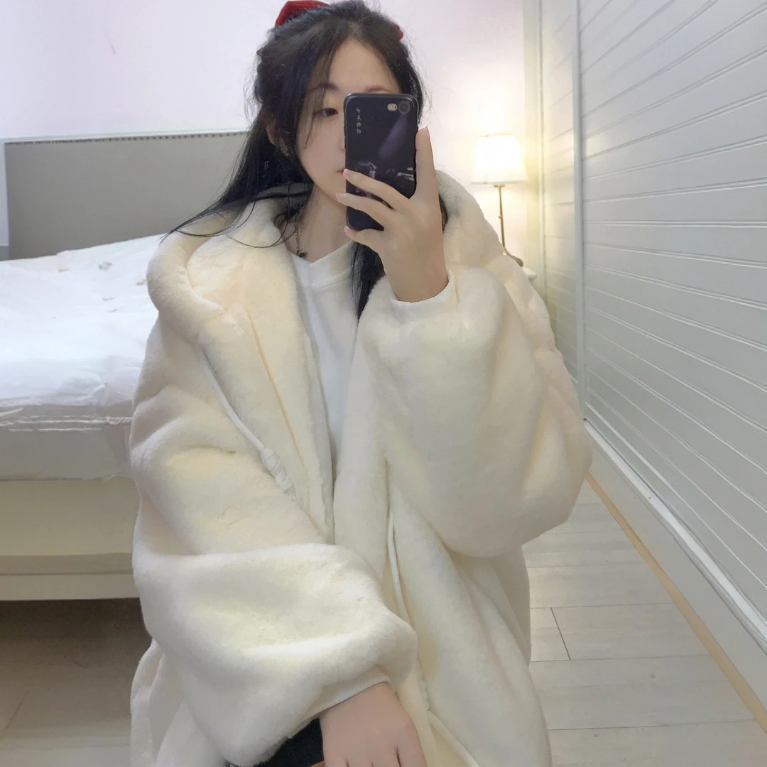 韩版羊羔绒外套女中长款连帽獭兔毛绒绒2024冬新款仿皮草大衣加厚