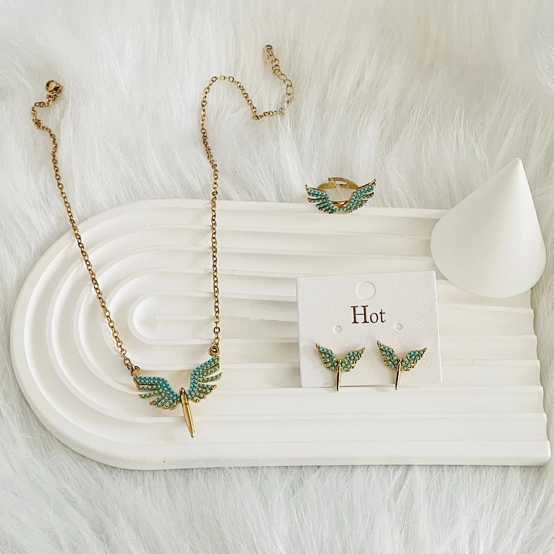 钛钢项链 如饰 钛钢翅膀三件套首饰 时尚百搭