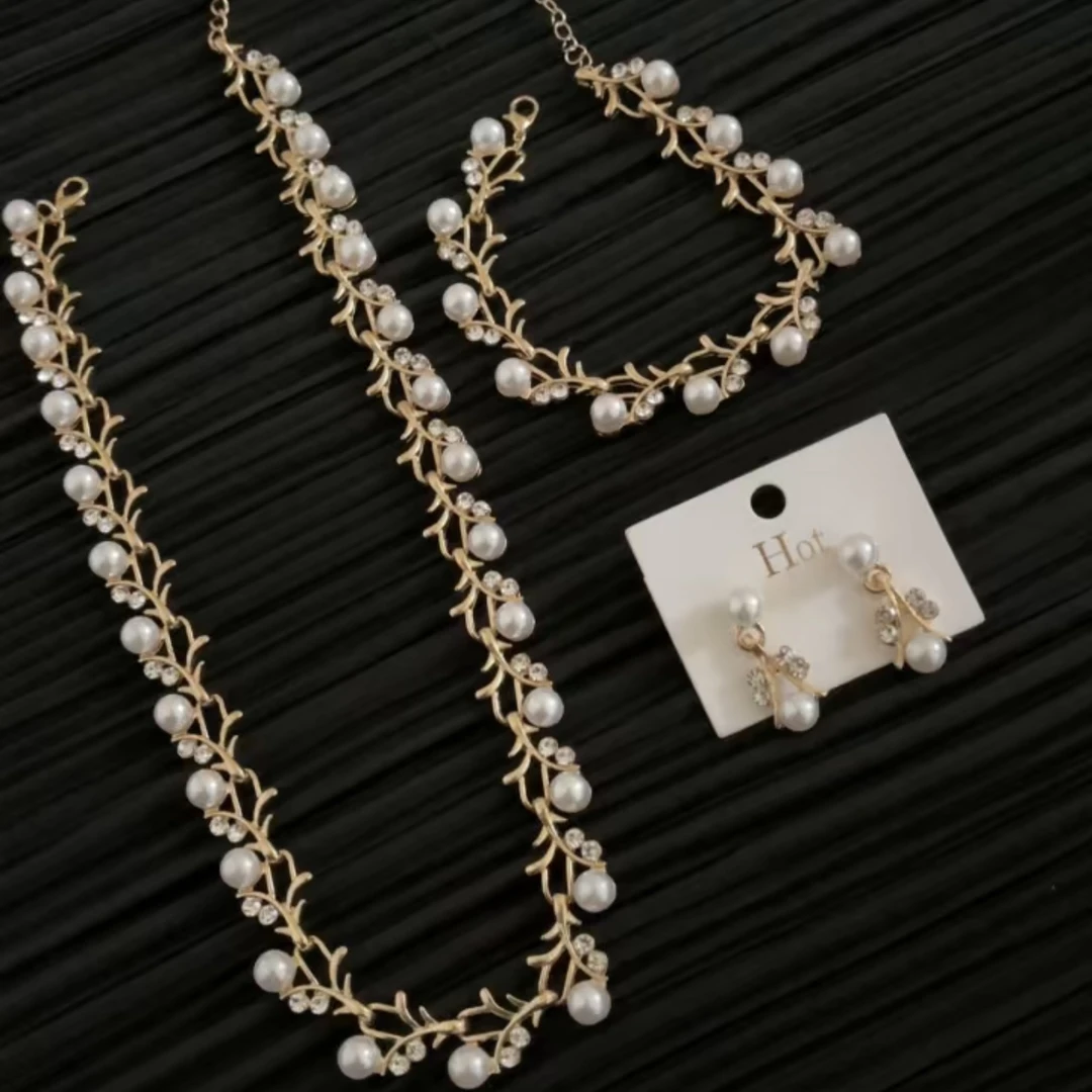 铜合金仿珍珠项链 如饰 仿珍珠三件套套装时尚气质