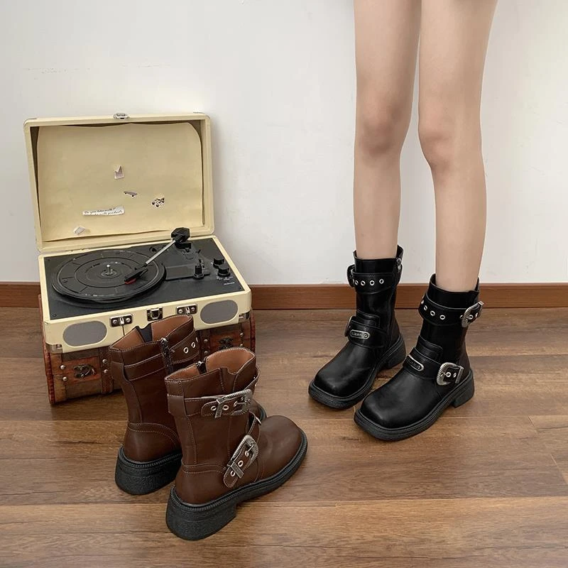 uw&UR正品授权英伦风马丁靴女2024春秋新款侧拉链短靴棕色复古美