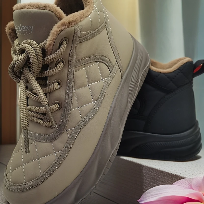 高帮冬季新款运动时尚休闲厚底加绒面包鞋