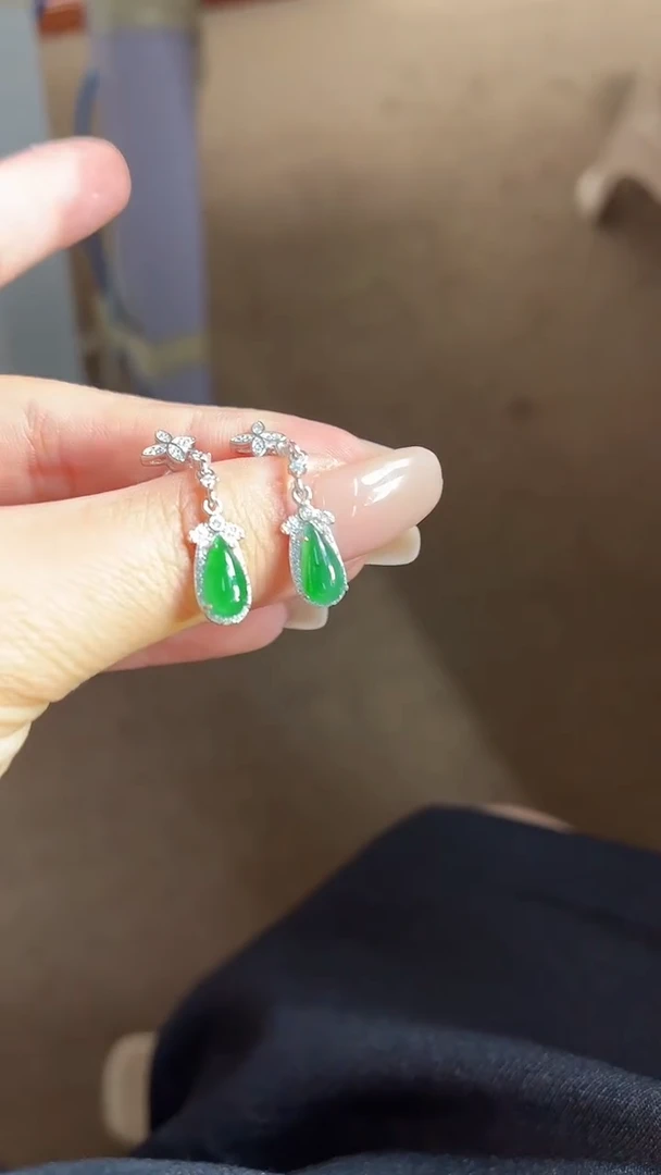 【闪购商品】翡翠耳饰银S925镶嵌100620035